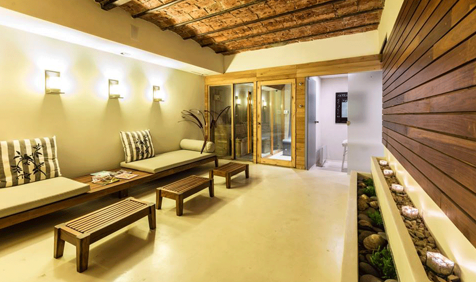 Azur Real Hotel Boutique