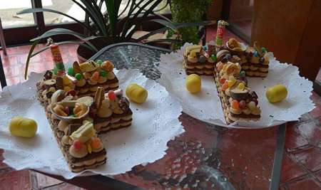 Mentha Cakes