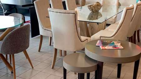 Muebles de oficina y hogar y deco; escritorios, sillas, mostradores, sillones