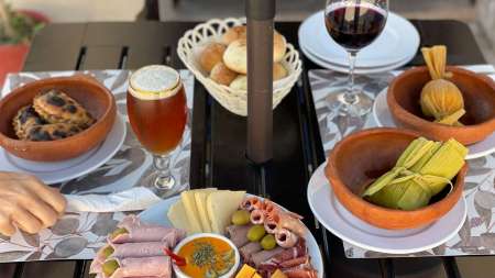 empandas, almacen, restaurant, comida regional, casa chicoana, salta