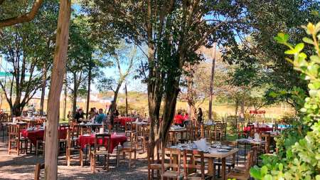 las estufas lugar de campo, comidas regionales. lugar familiar