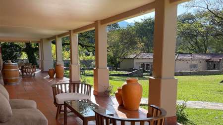 hotel boutique en salta- en lesser, san lorenzo