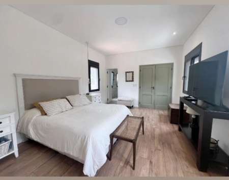 Linda casa en barrio privado en San Lorenzo Chico