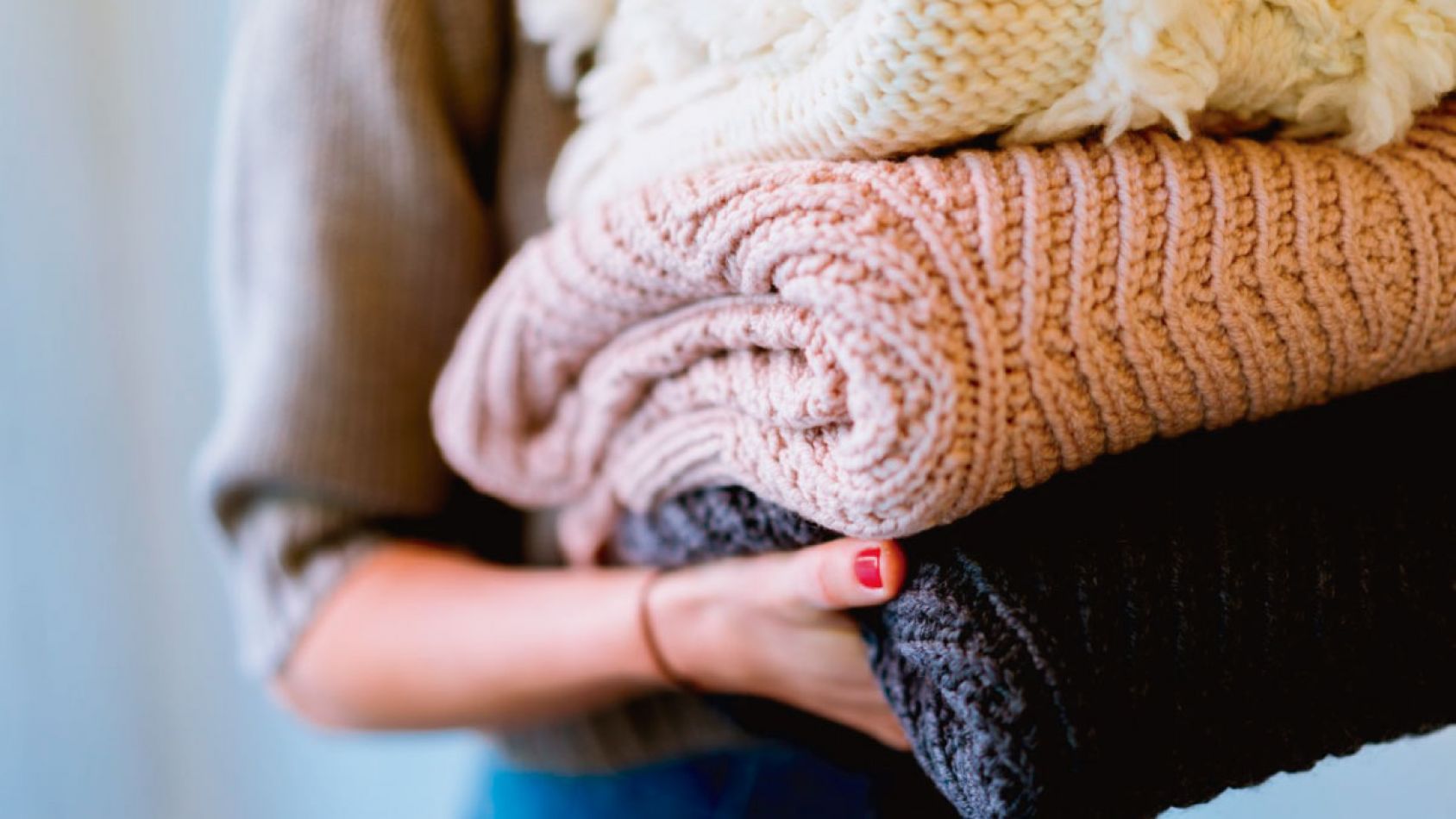 ¿Olor en la ropa? Tips súper prácticos para combatirlo