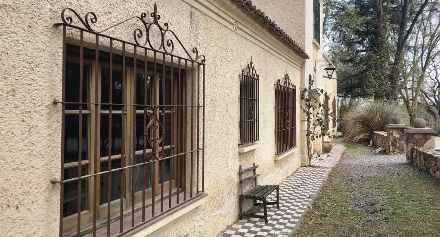 Houzing Salta publica casas y departamentos en sus propias redes sociales y también en diferentes portales