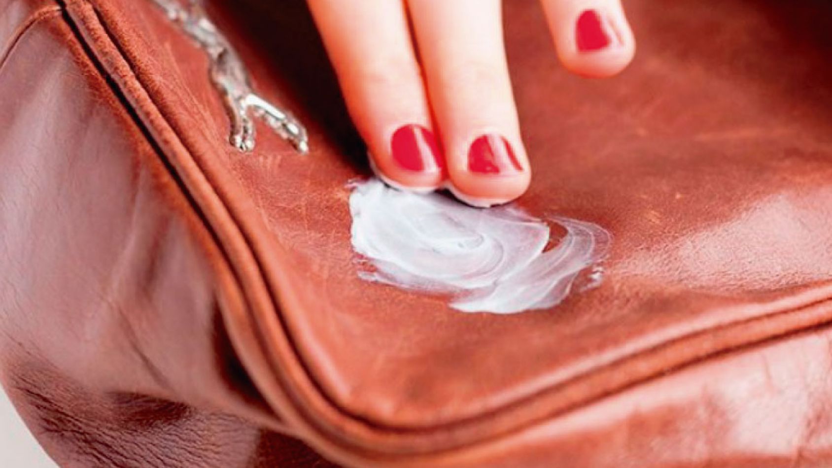 Cómo cuidar el cuero de tu ropa y accesorios