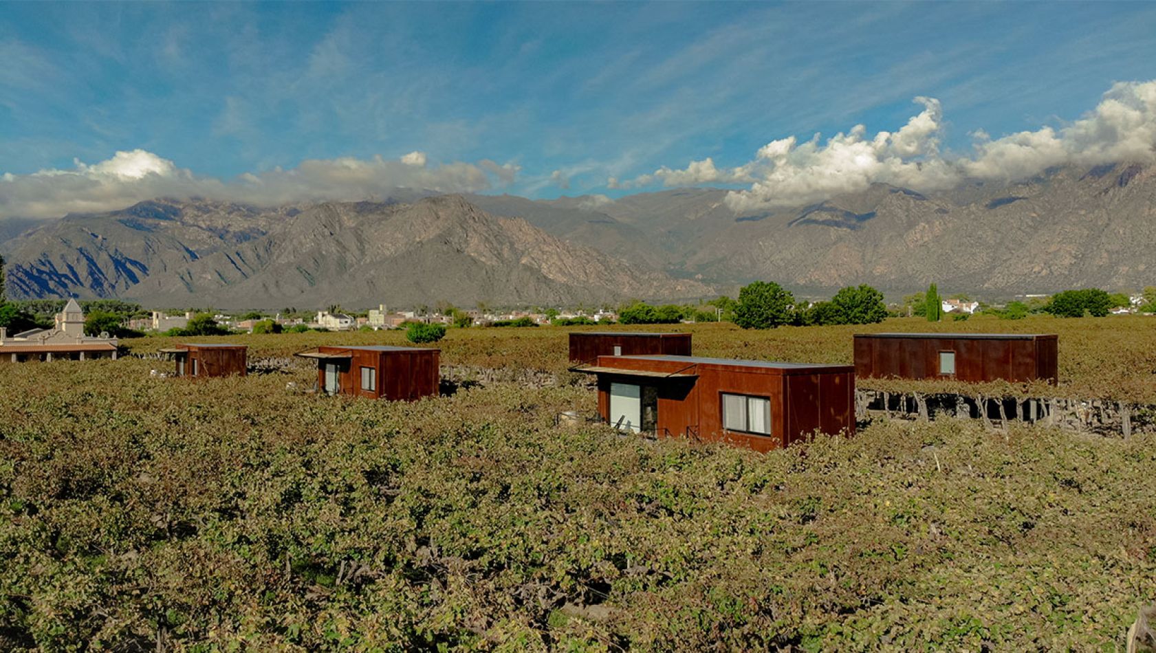 Abrio Wine Lodge El Porvenir en Salta - Estilo DV